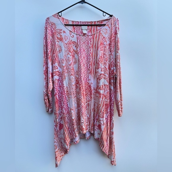 Chico’s Tonic Eclectic Sharkbite Elegance Coral Quarter Sleeve Top Size 3 US XL - Picture 1 of 15